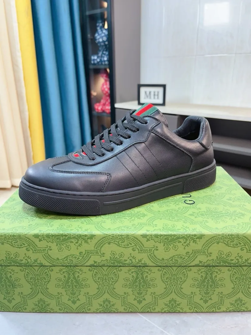 Factory price 440🌹🌹GUCCI [Gucci] New high-end brand of men's shoes, the latest fashionable casual men's shoes, trendy and versatile style, relaxed and sporty style, uppers imported from Italy, first-layer cowhide, genuine leather lining and ultra-fine workmanship. Original personalized fashionable rubber wear-resistant outsole, light and comfortable on the foot, size 38-44